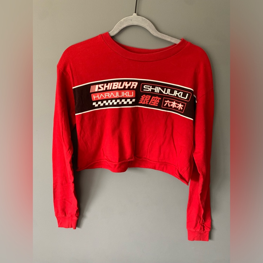 Forever 21 red long sleeve graphic crop top